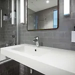 سكانديك فليسلاند إيربورت 4* برغن