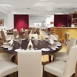 سكانديك فليسلاند إيربورت 4*