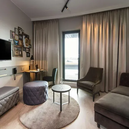 Otel Scandic Flesland Airport